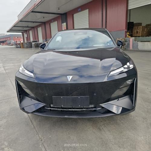 deepal s07 automóvil eléctrico